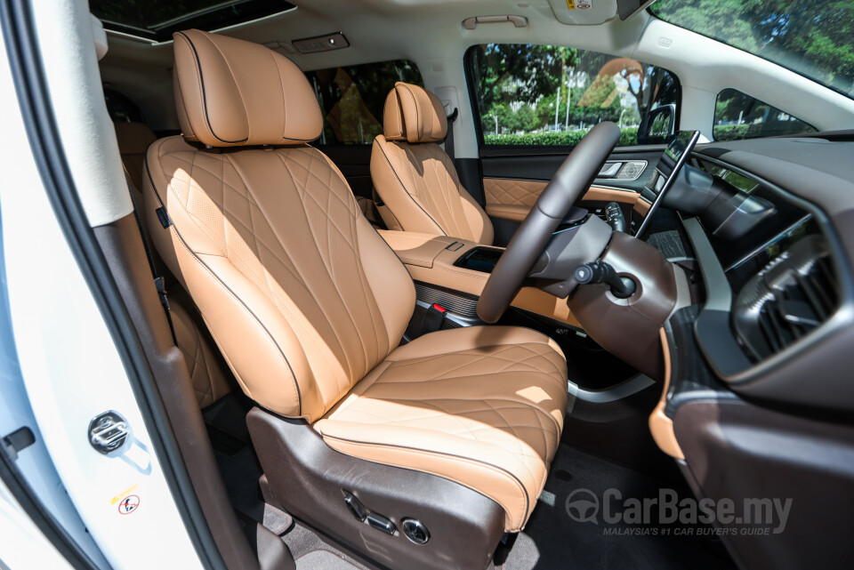 Denza D9 Mk1 (2025) Interior