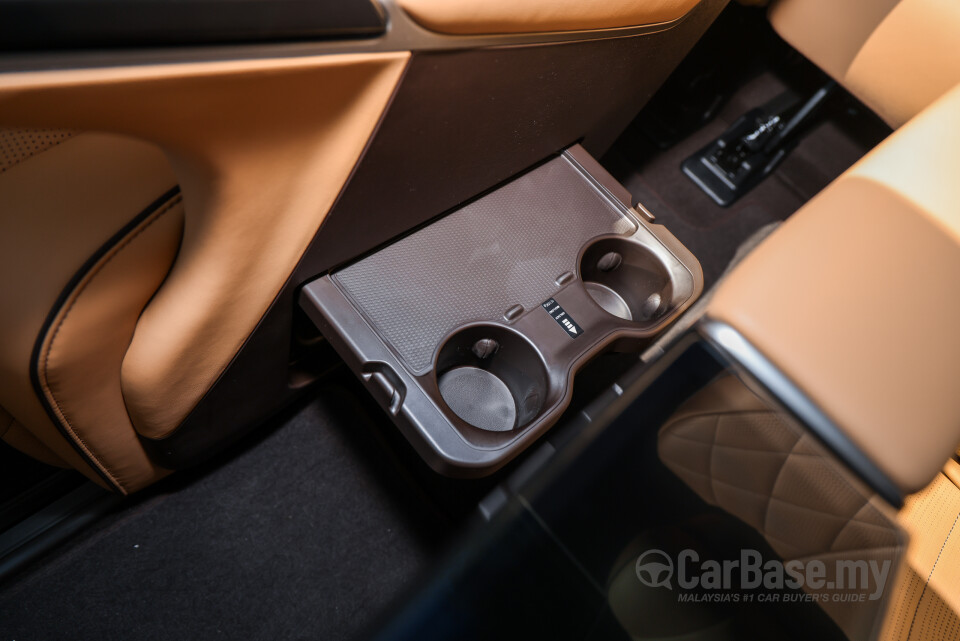Denza D9 Mk1 (2025) Interior