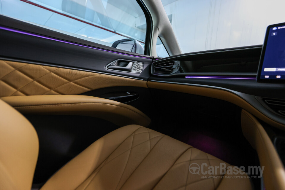 Denza D9 Mk1 (2025) Interior