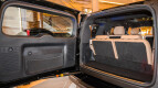 Denza B8 Interior photo