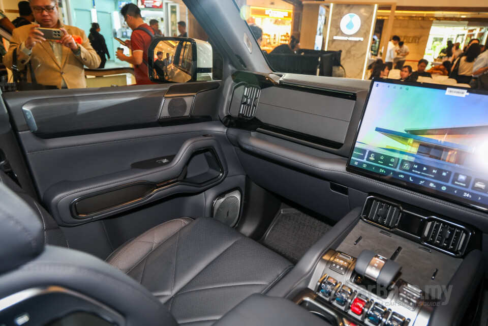 Denza B8 Mk1 (2026) Interior