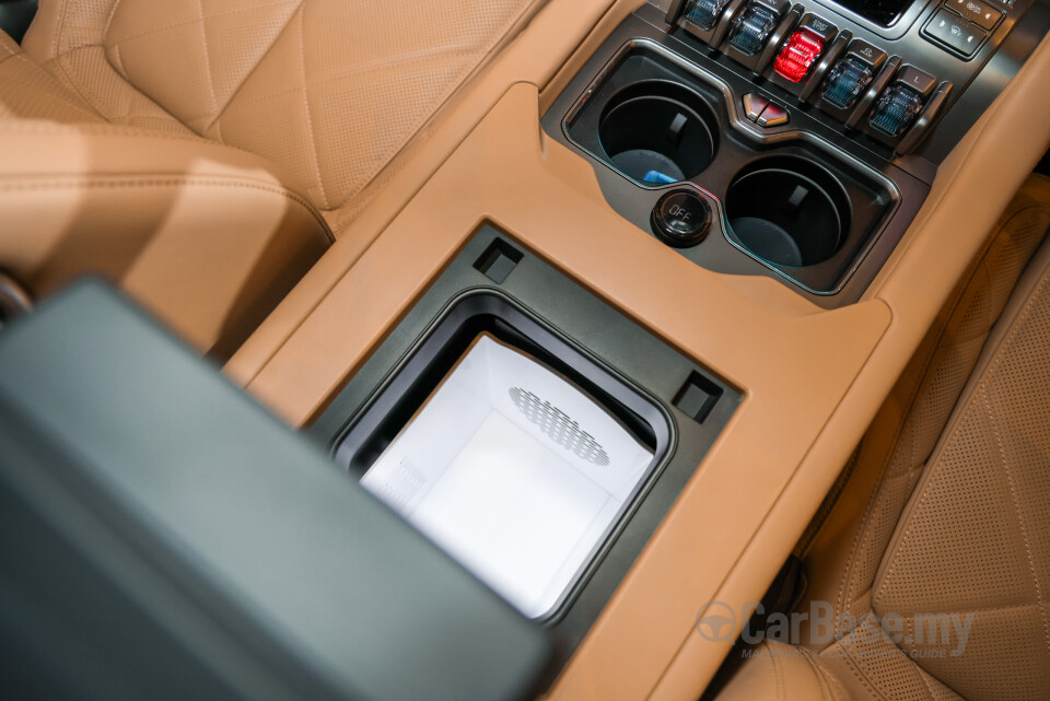 Denza B8 Mk1 (2026) Interior