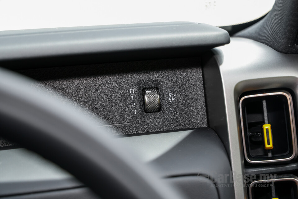 iCaur V23 Mk1 (2025) Interior