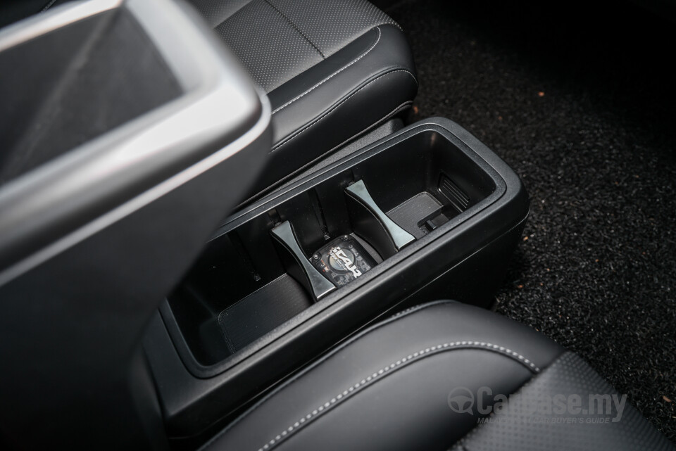 iCaur V23 Mk1 (2025) Interior