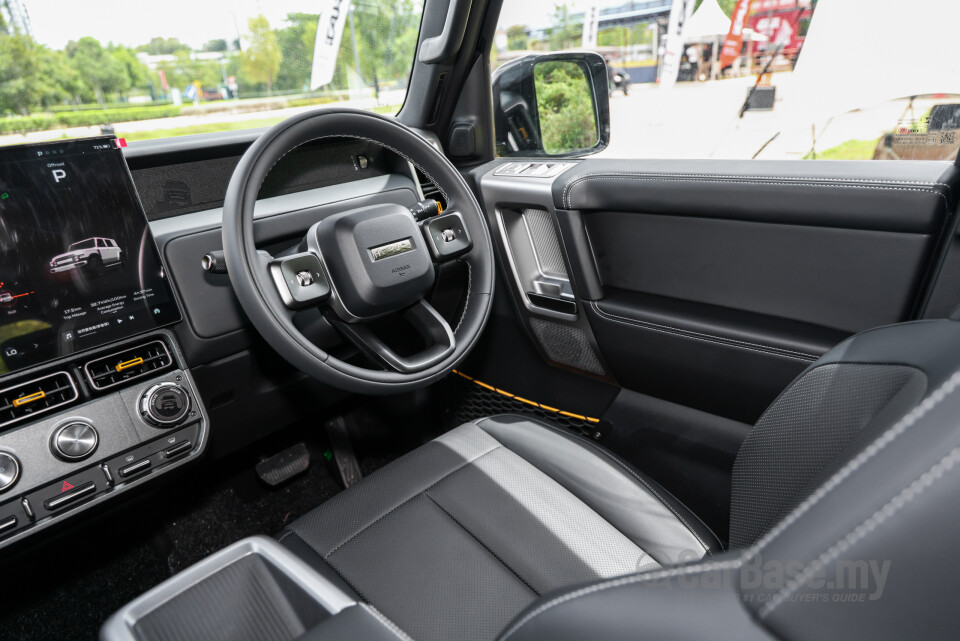 iCaur V23 Mk1 (2025) Interior