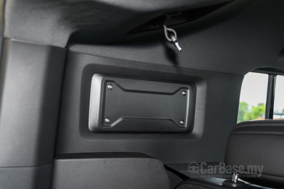 iCaur V23 Mk1 (2025) Interior