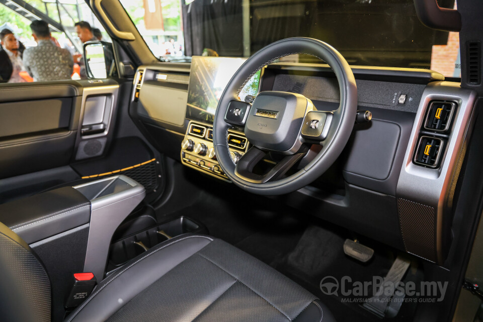 iCaur V23 Mk1 (2025) Interior