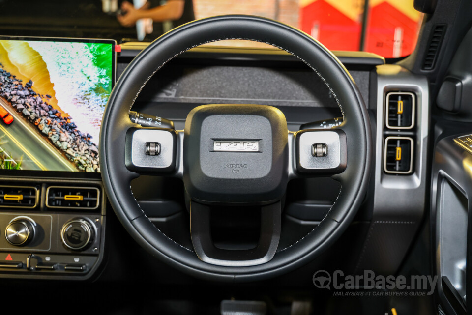 iCaur V23 Mk1 (2025) Interior