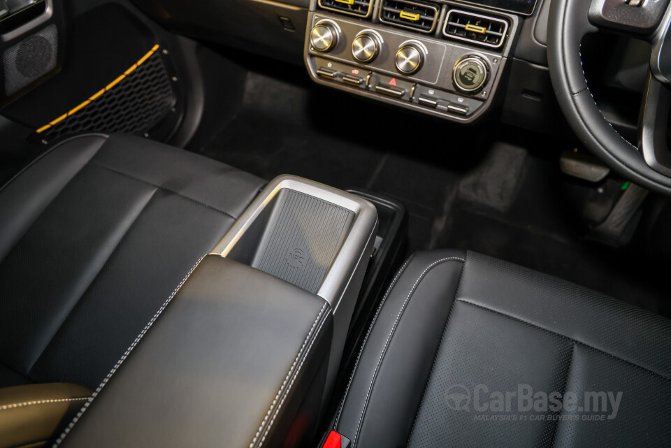 iCaur V23 Mk1 (2025) Interior