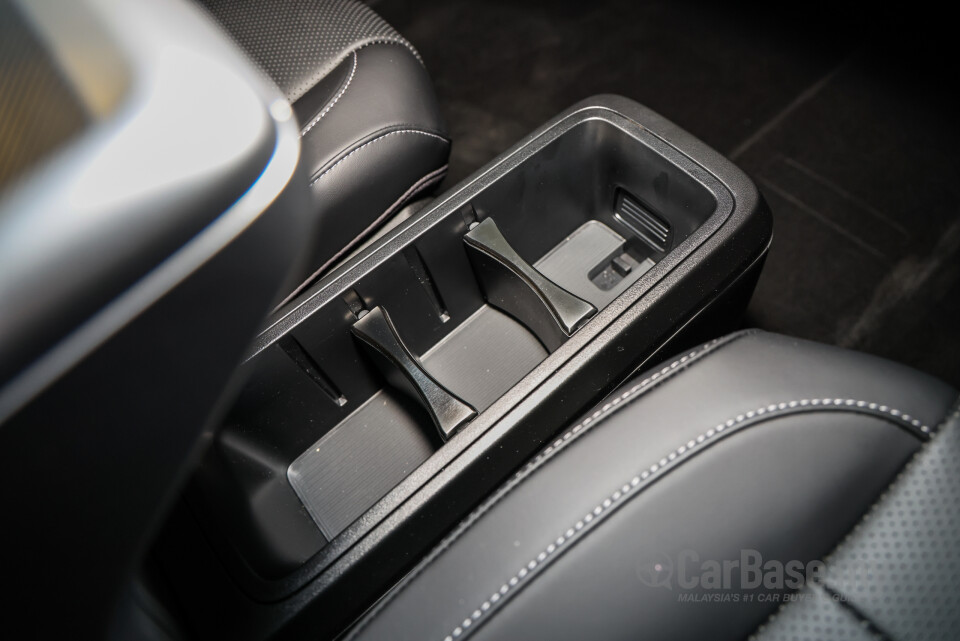 iCaur V23 Mk1 (2025) Interior