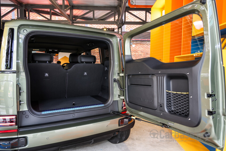 iCaur V23 Mk1 (2025) Interior