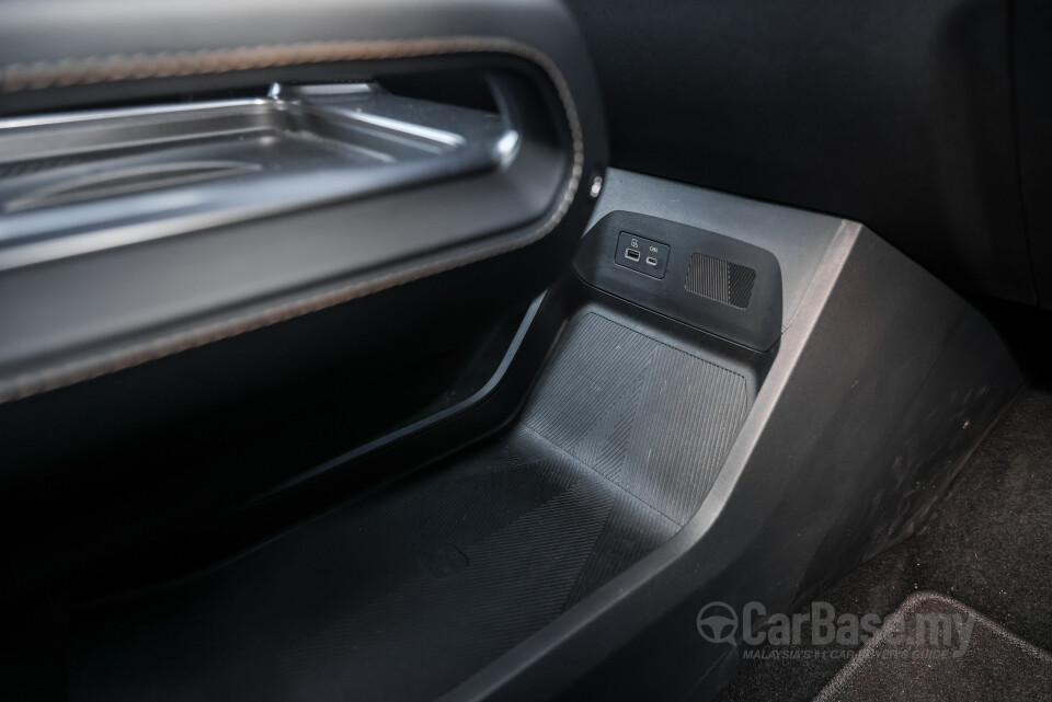 iCaur 03 Mk1 (2025) Interior