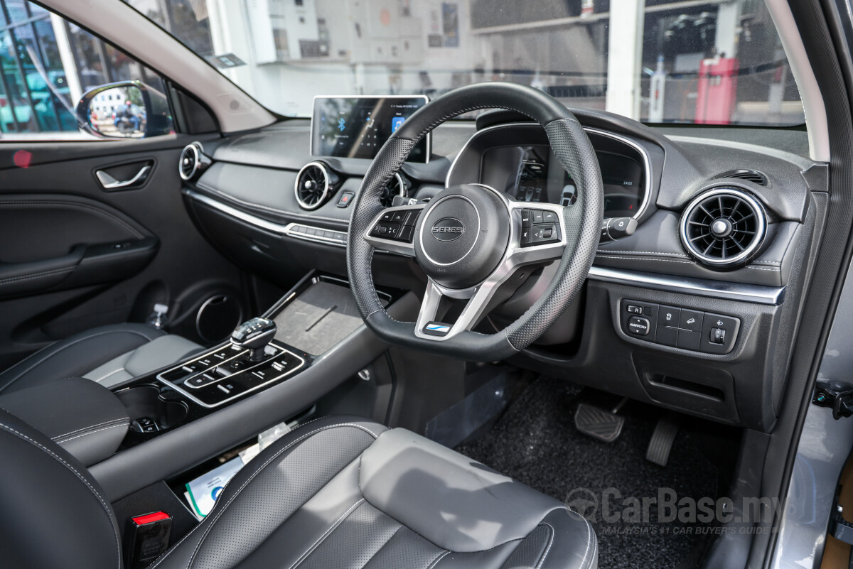 Seres Inside Seres 3 Mk1 (2025) Interior Image #190835 in Malaysia - Reviews, Specs ...
